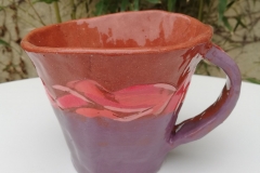 tasse violette